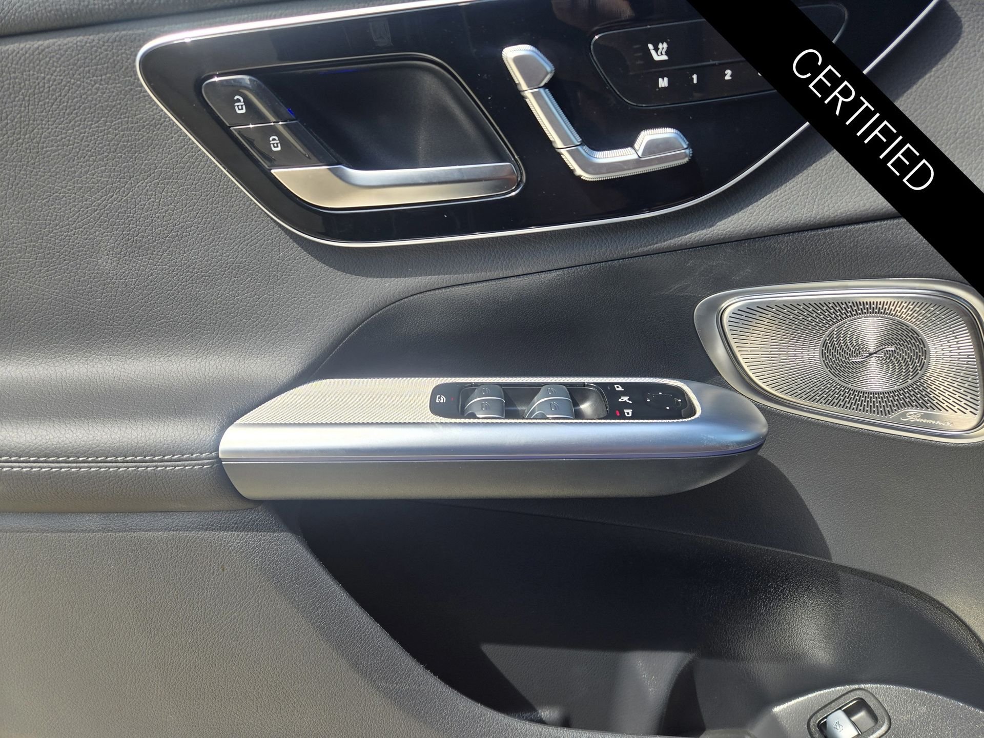 Certified Used 2026 Graphite Grey Metallic Mercedes-Benz GLC 300 image 20