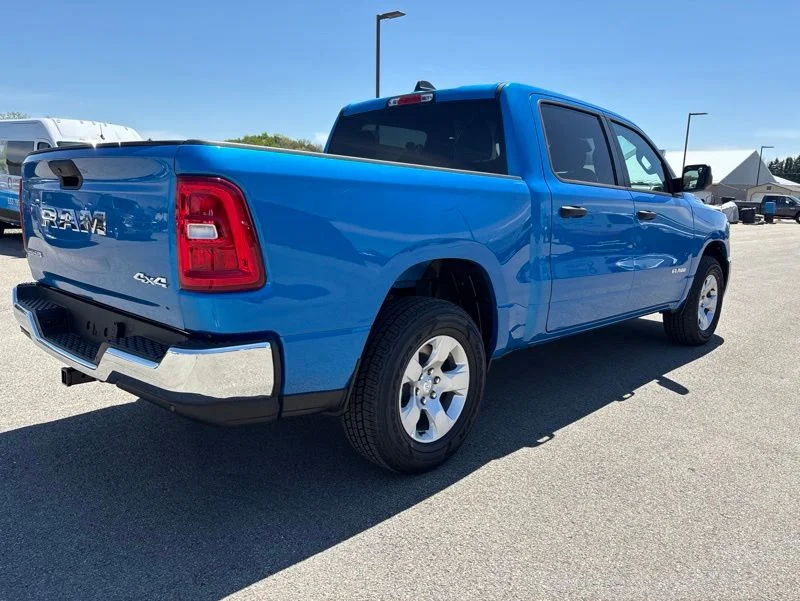 New 2026 Hydro Blue Pearl-Coat Exterior Paint RAM Big Horn/Lone Star image 3