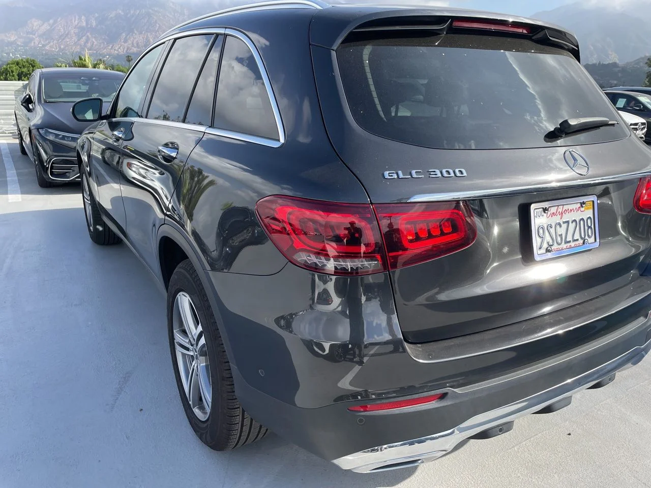 Certified Used 2022 Gray Mercedes-Benz 300 Premium Package Lite image 5