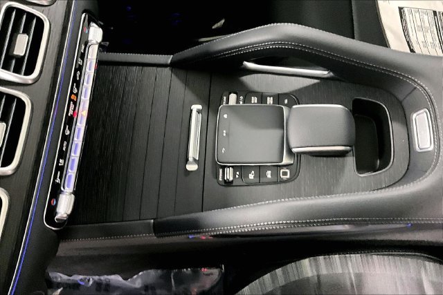 New 2026 Selenite Grey Metallic Mercedes-Benz GLE 450 image 37