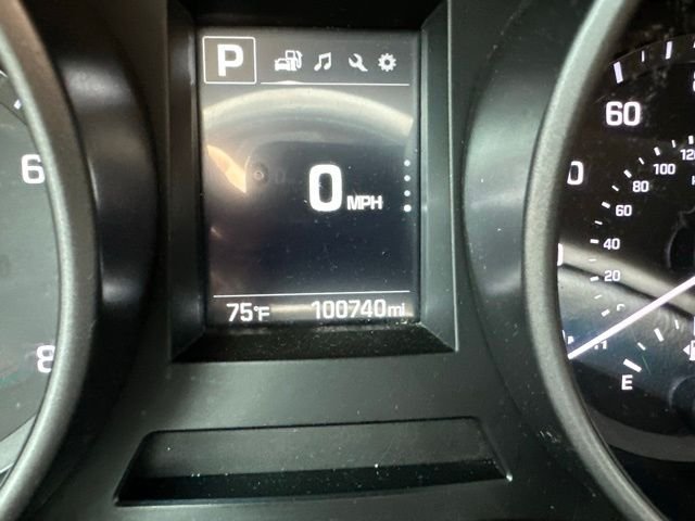 Used 2017 White Hyundai 2.4 Base image 12