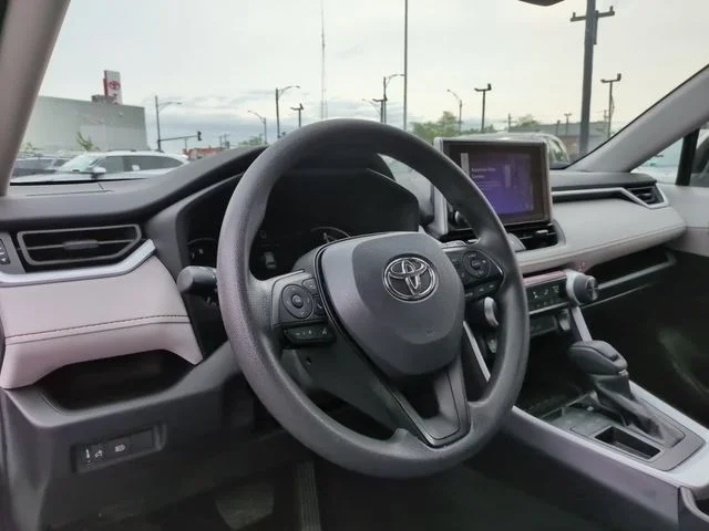 Used 2025 White Toyota XLE image 23