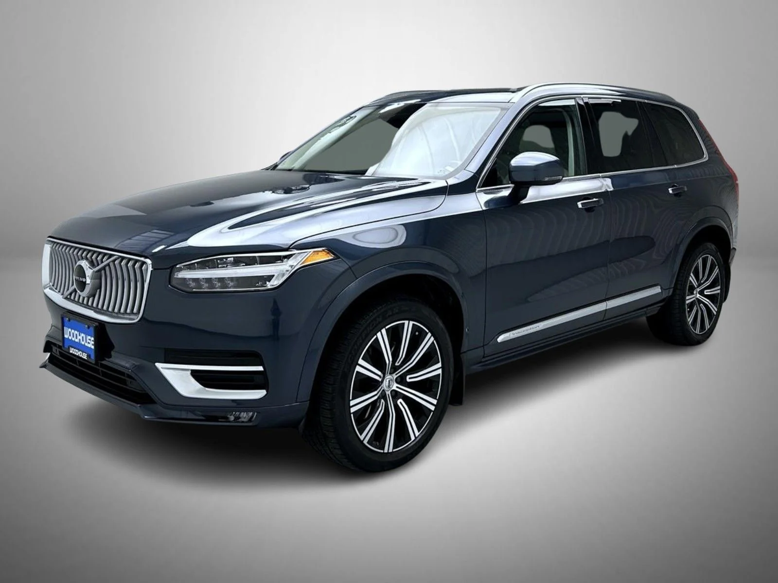 2020 Volvo XC90 T6 Inscription 6 Passenger AWD's photo