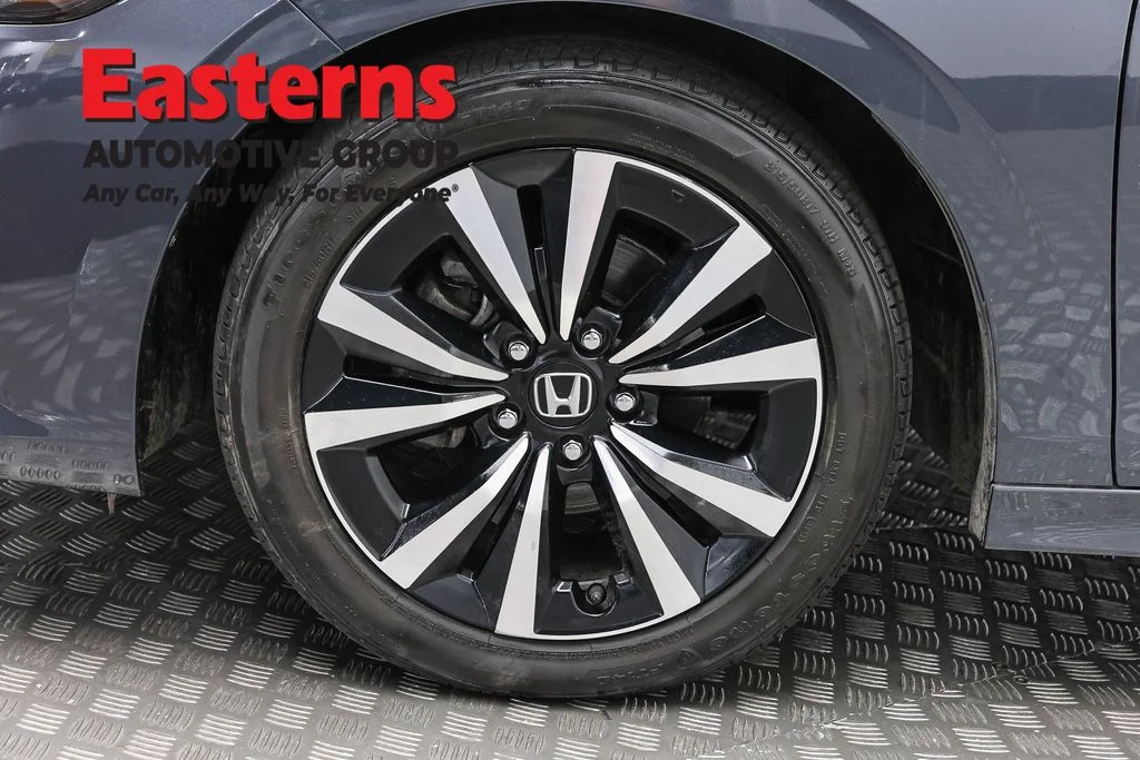 Used 2024 Gray Honda EX image 30