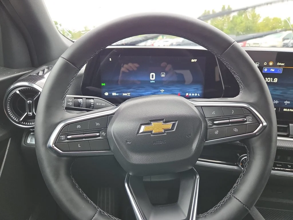 2025 Chevrolet Equinox LT - Photo 13