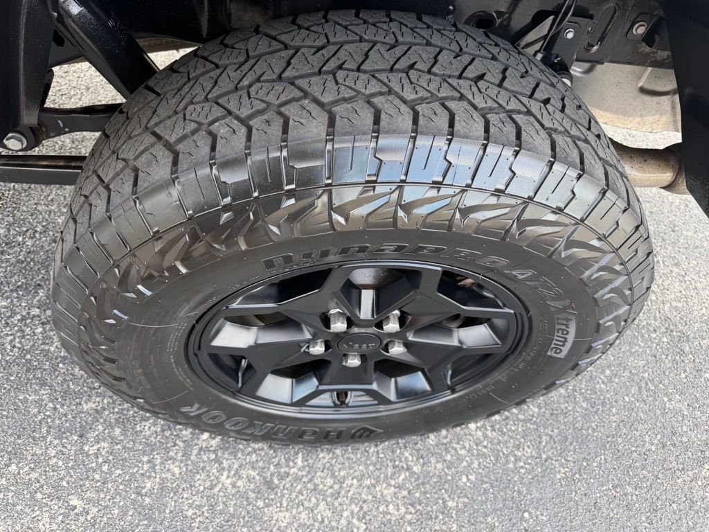 Used 2022 Gray Jeep Willys image 10