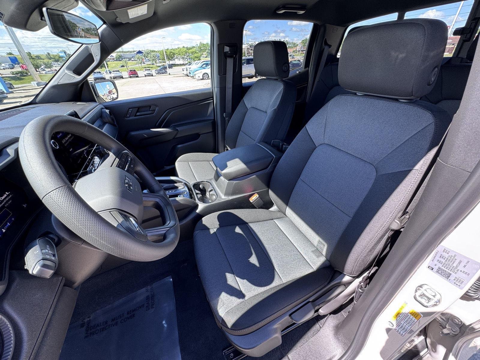 2026 Chevrolet Colorado Trail Boss - Photo 6