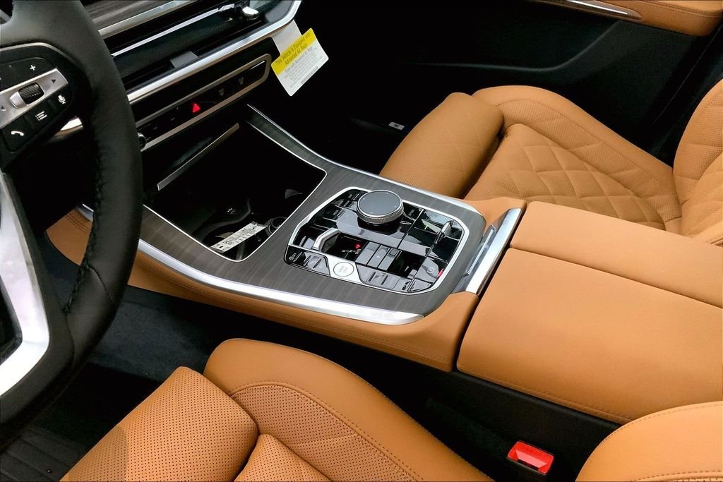 Used 2026 Mineral White Metallic BMW  image 6