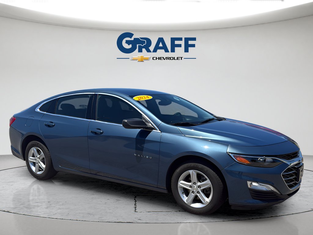 Used 2024 Lakeshore Blue Metallic Chevrolet FL image 16
