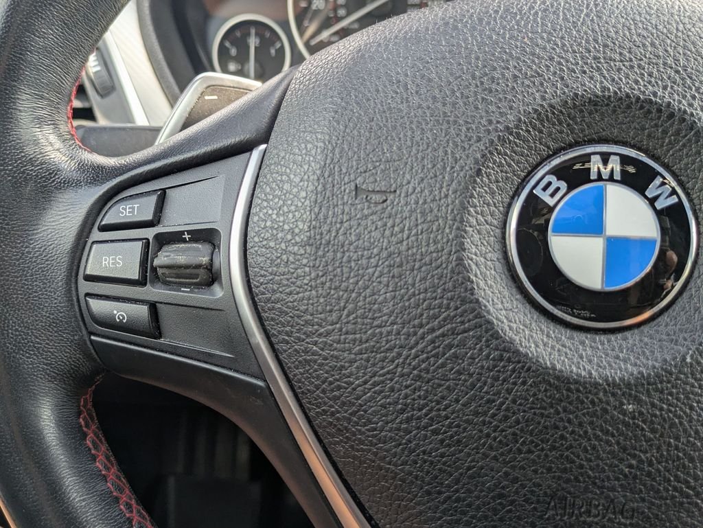 Used 2018 White BMW 330e iPerformance image 14