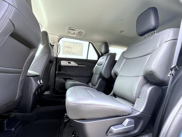 New 2026 Vapor Blue Metallic Ford Active image 24
