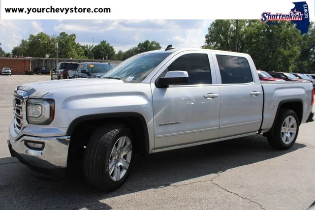 Used 2017 Silver GMC SLE image 2