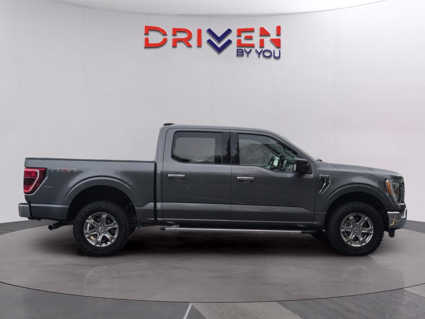 Used 2023 Carbonized Gray Ford XLT image 7