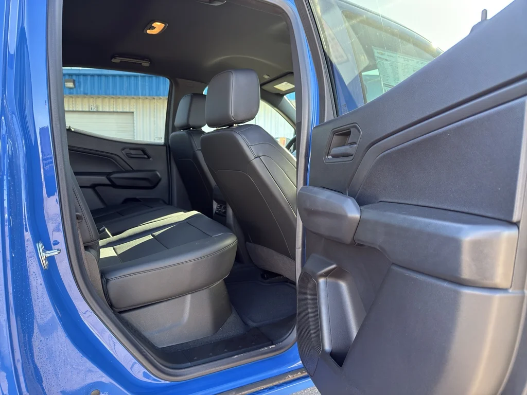 2025 Chevrolet Colorado Trail Boss - Photo 15