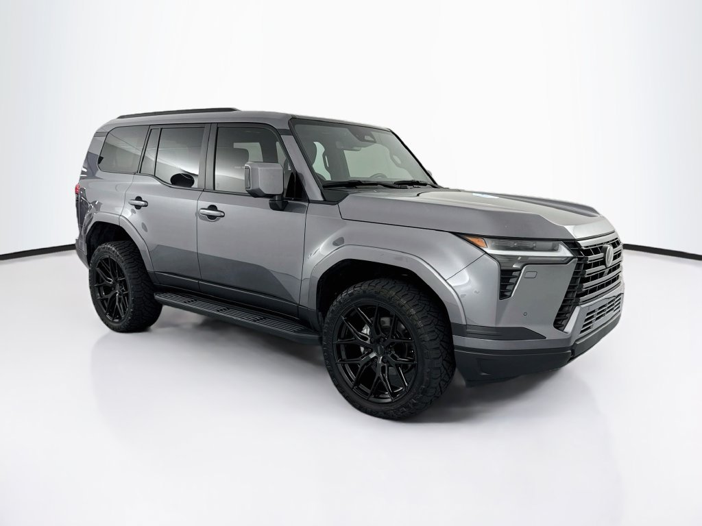 Used 2025 Gray Lexus 550 Premium image 3