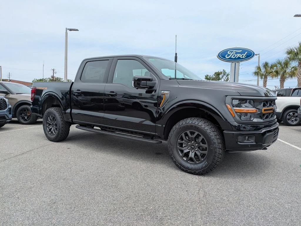 New 2026 Agate Black Metallic Ford Tremor image 2