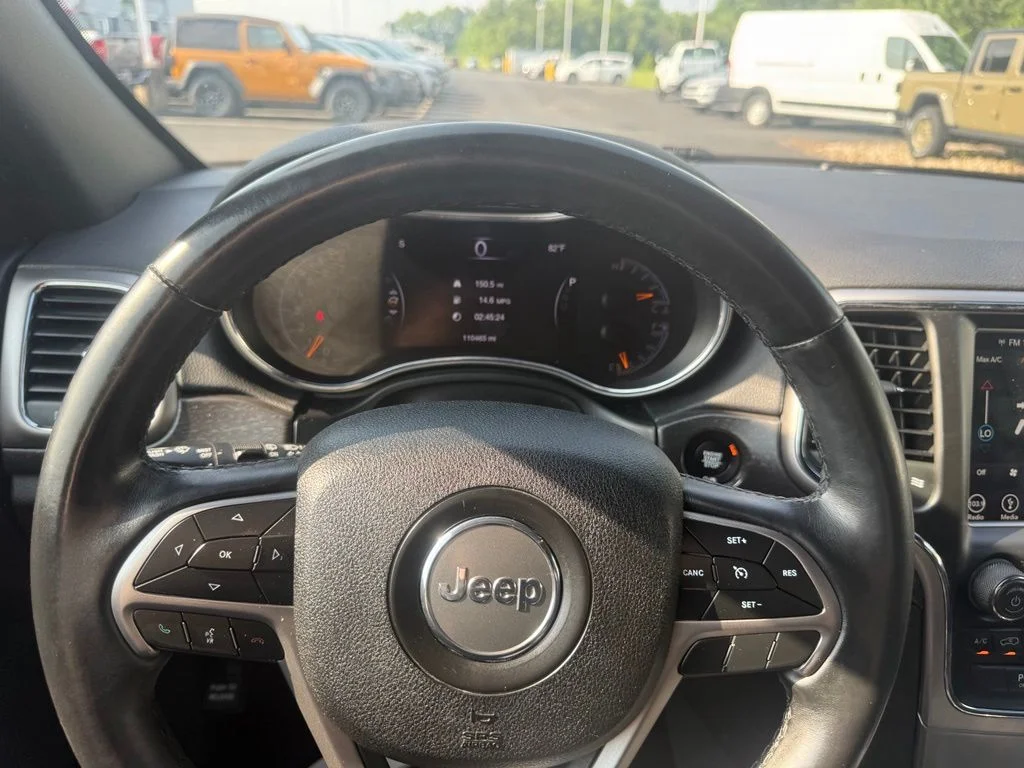 Used 2018 Gray Jeep Altitude image 18