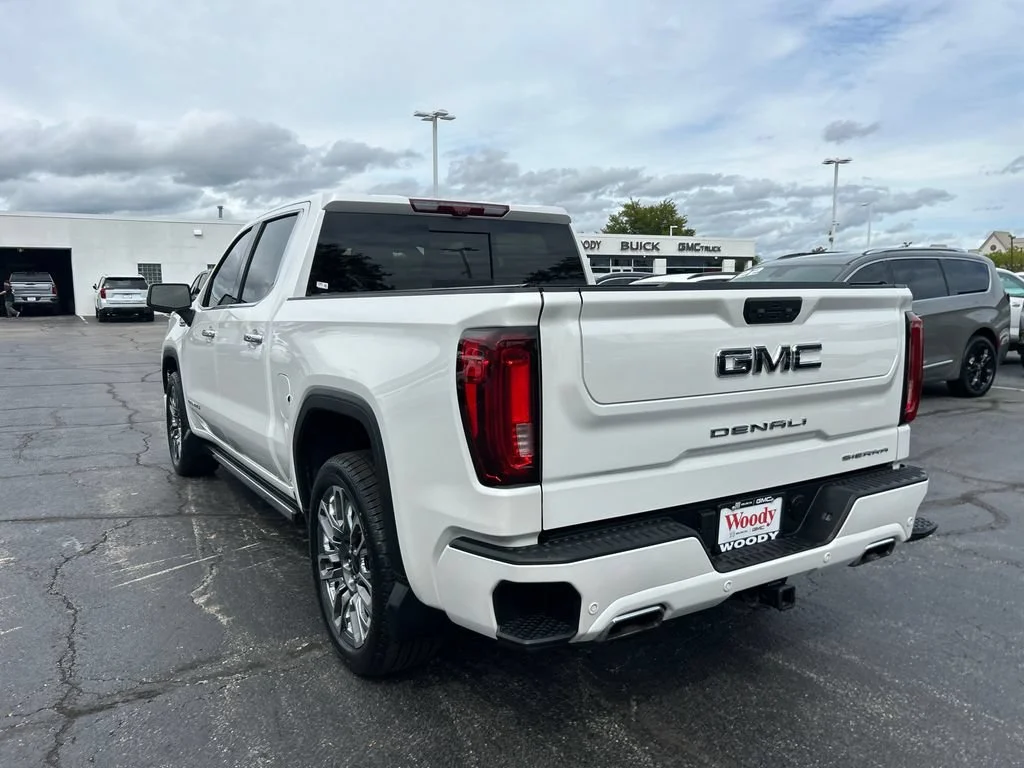 2025 GMC Sierra 1500 Denali Ultimate - Photo 10