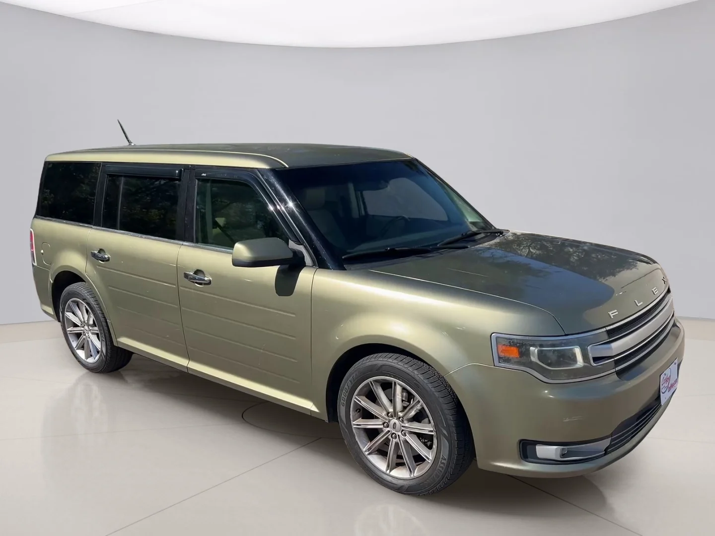 Used 2014 Gold Ford LIMITED image 7