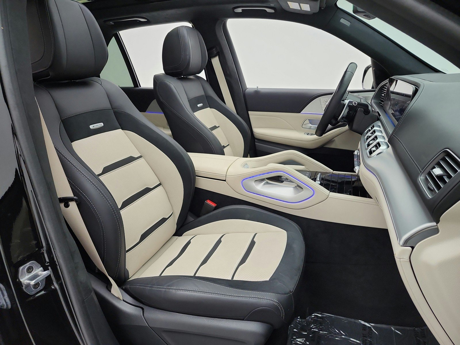 Certified Used 2024 Obsidian Black Metallic Mercedes-Benz AMG® GLE 63 S 4MATIC+ SUV image 20