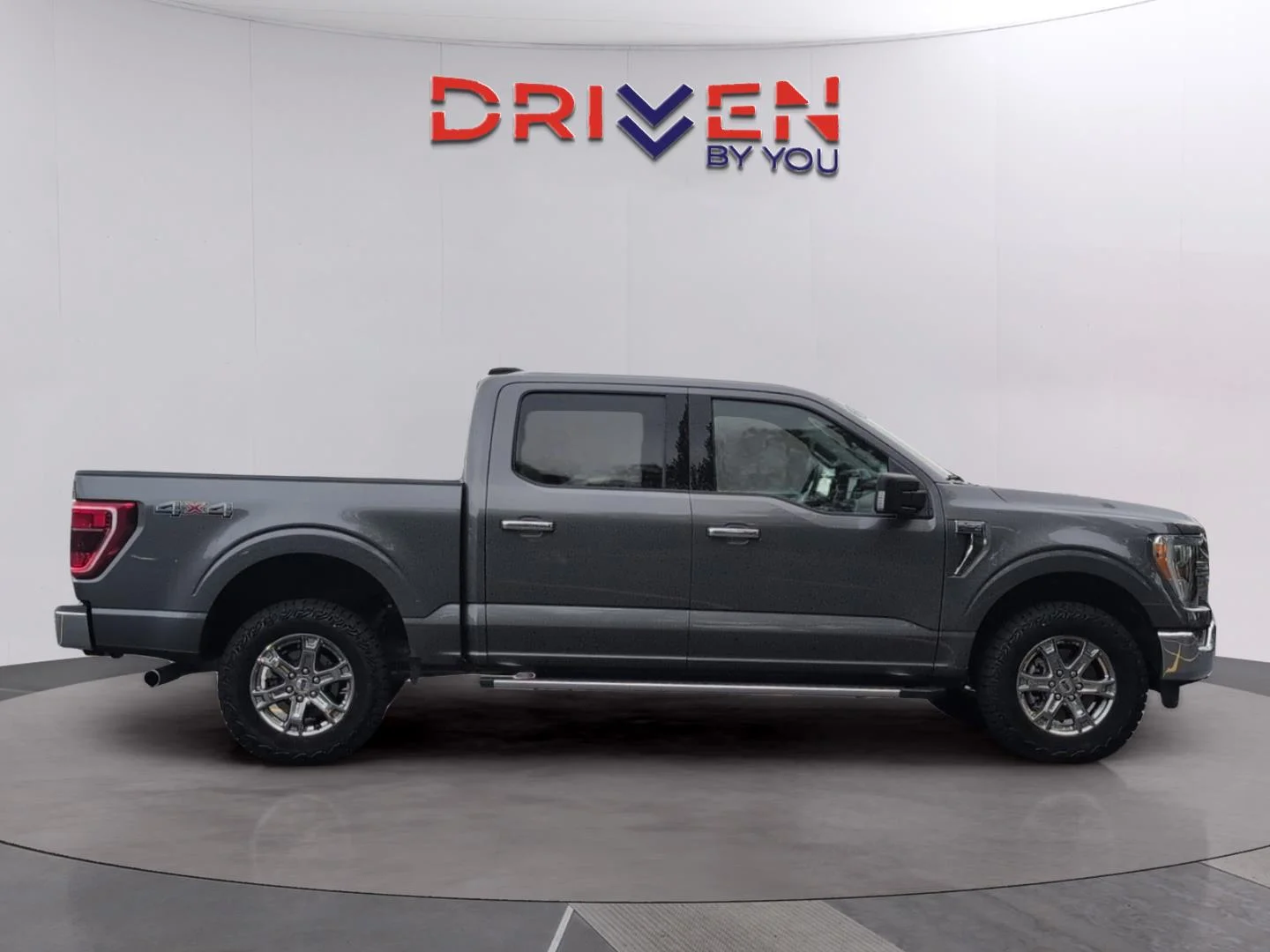 Used 2023 Carbonized Gray Ford XLT image 7