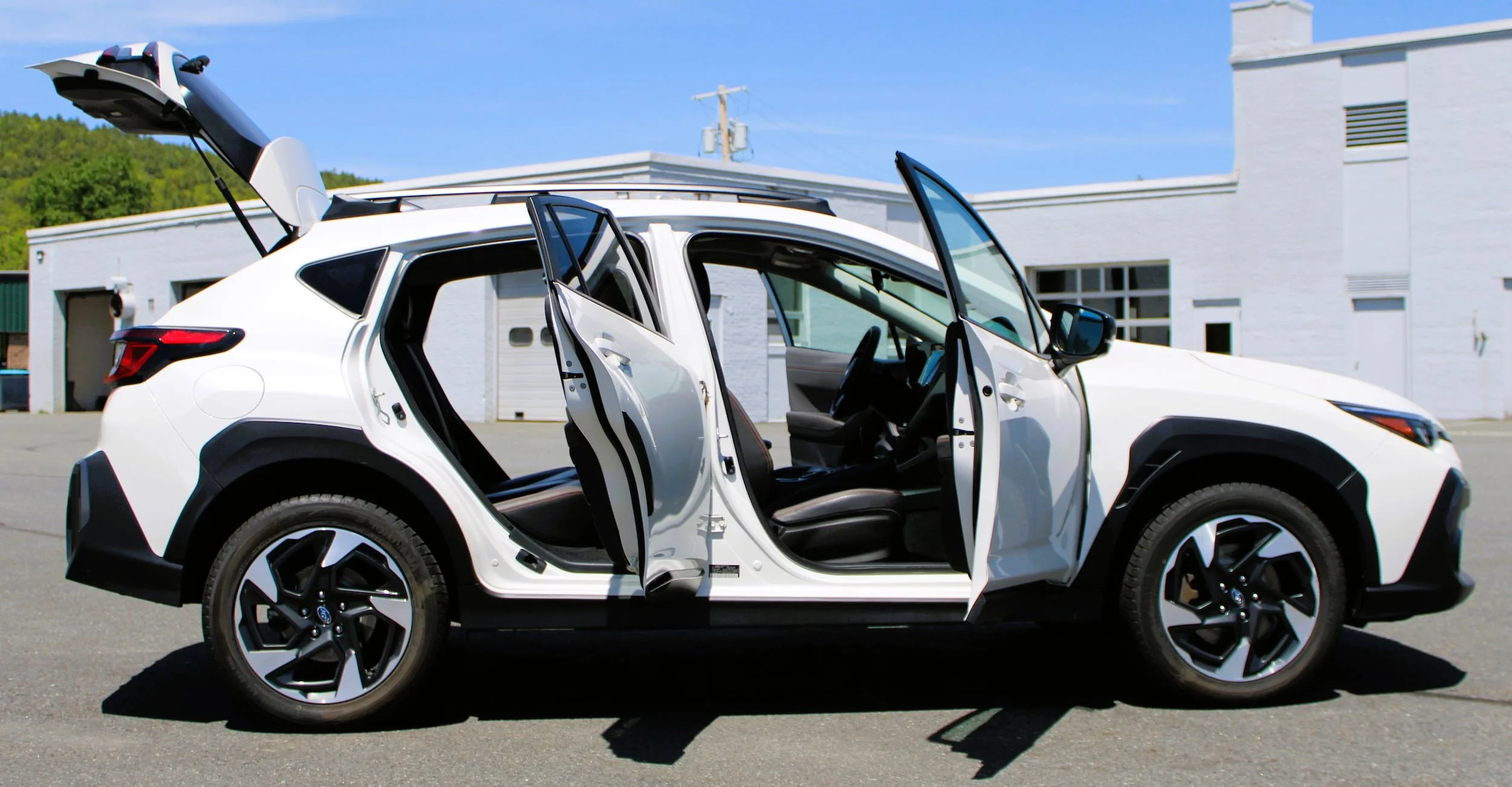 Used 2024 Crystal White Pearl Subaru Limited image 20