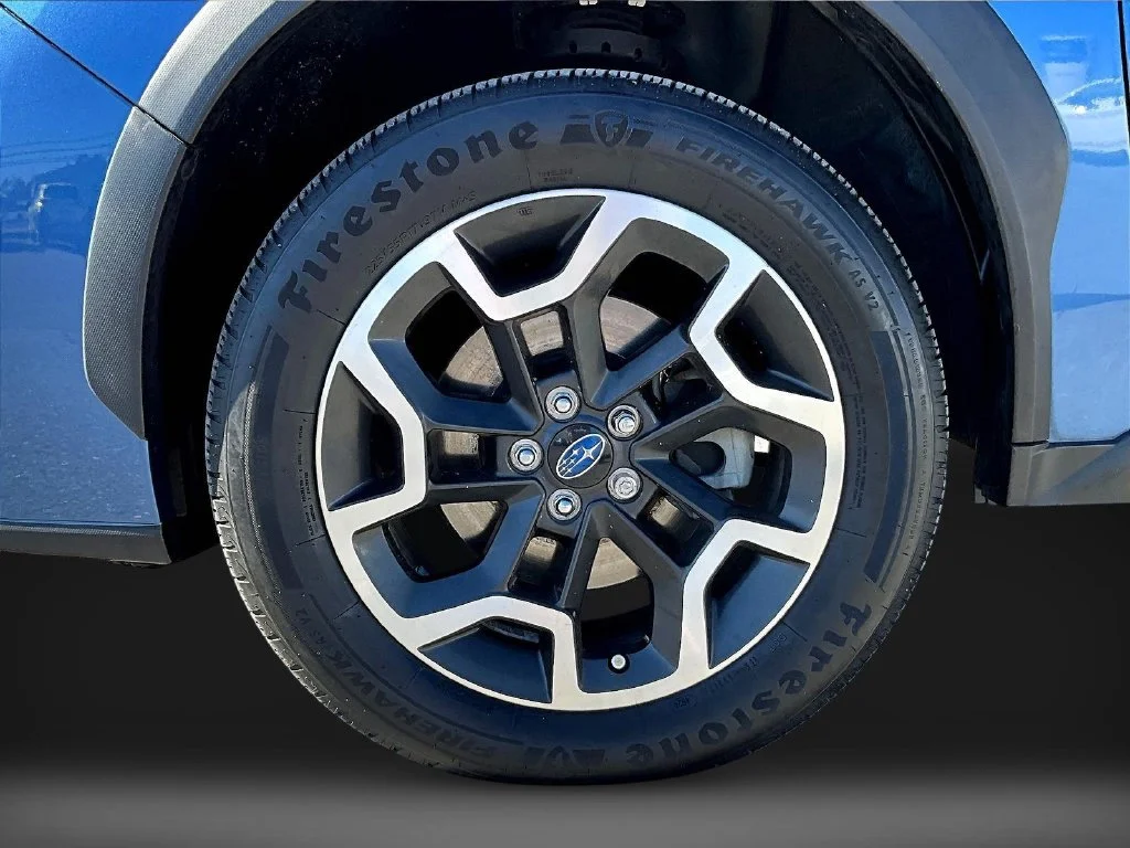 Used 2017 Blue Subaru 2.0i Limited image 34