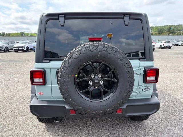 New 2027 White/off-white Jeep Willys image 4
