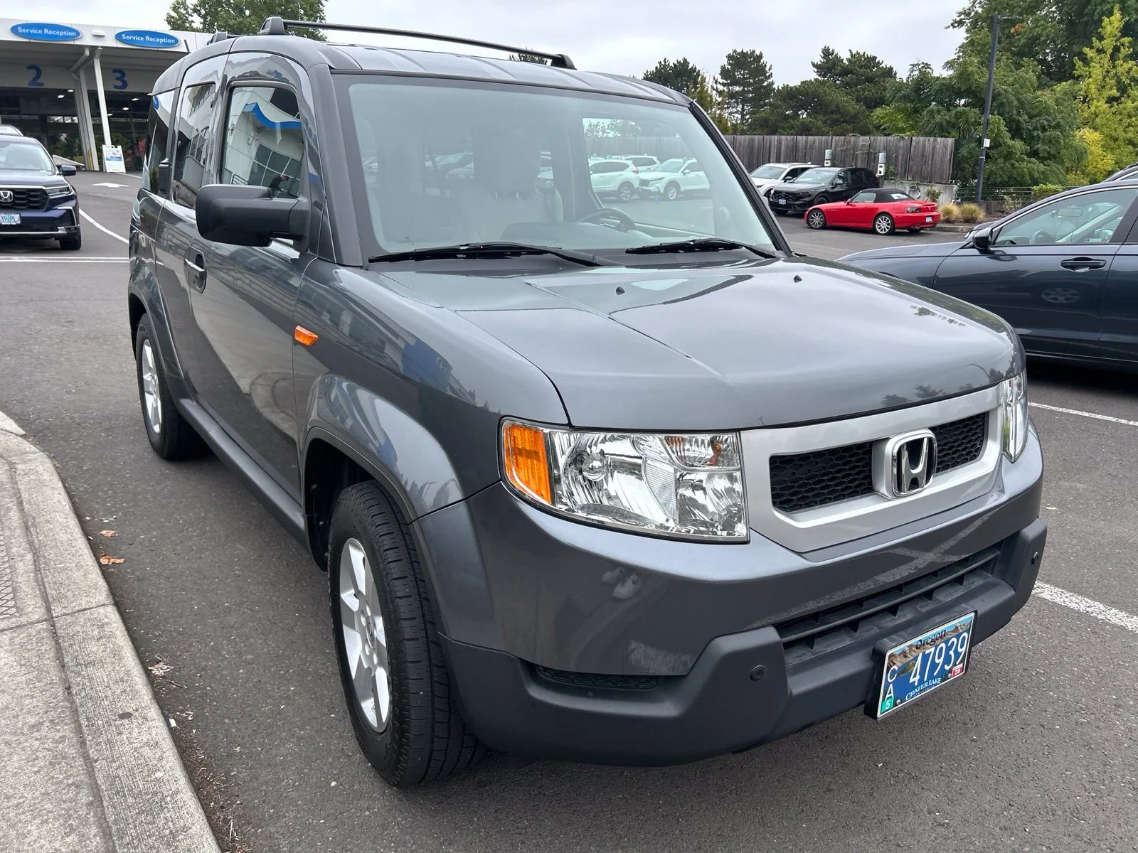 Used 2011 Polished Metal Metallic Honda EX image 3