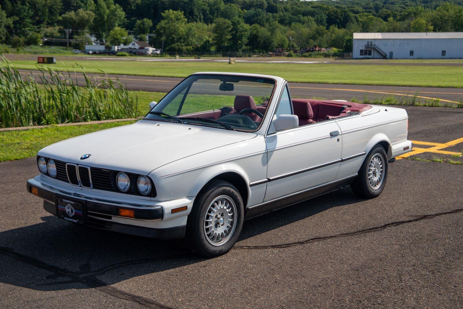 Used 1990 WHITE BMW 325iC image 3