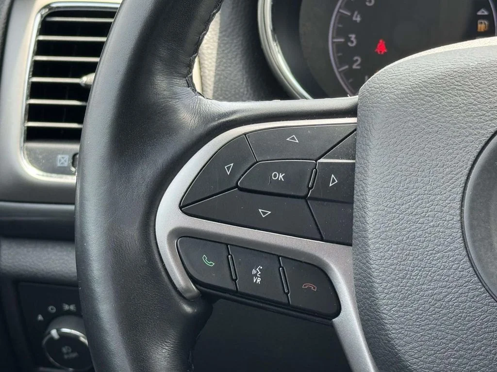 Used 2021 Gray Jeep Laredo X image 22