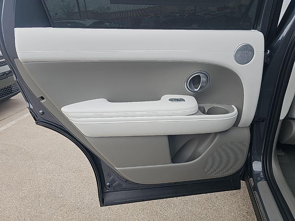 New 2026 Gray Hyundai Limited AWD image 33