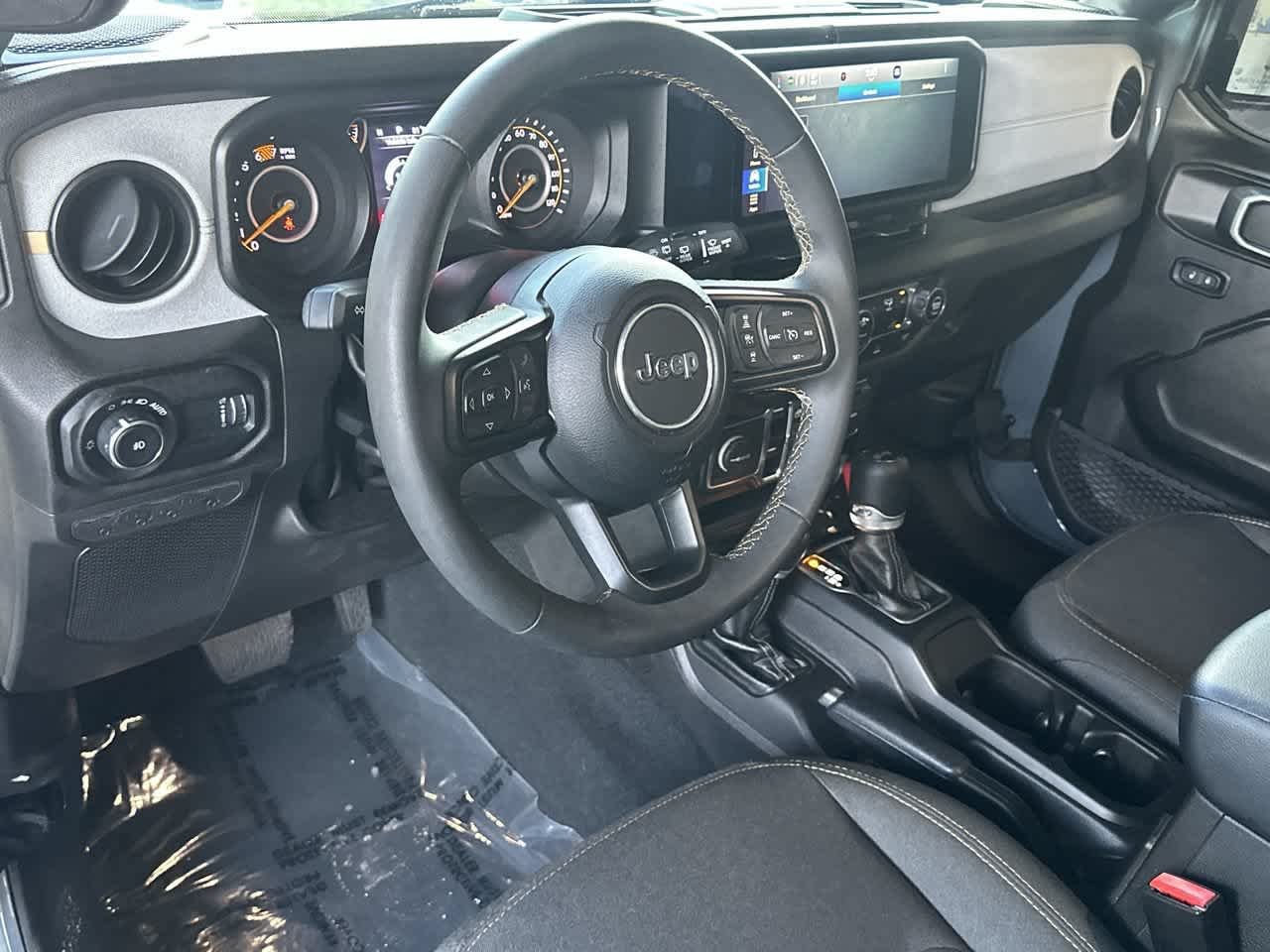 Used 2024 Anvil Clear Coat Jeep Sport S image 13