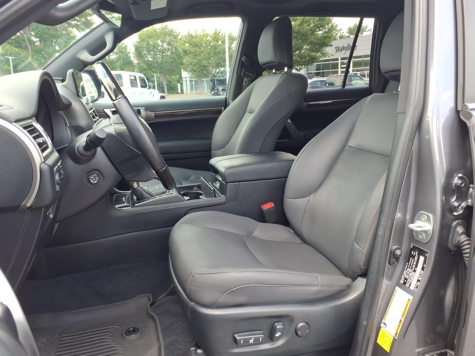Used 2023 Nebula Gray Pearl Lexus GX 460 Premium image 19