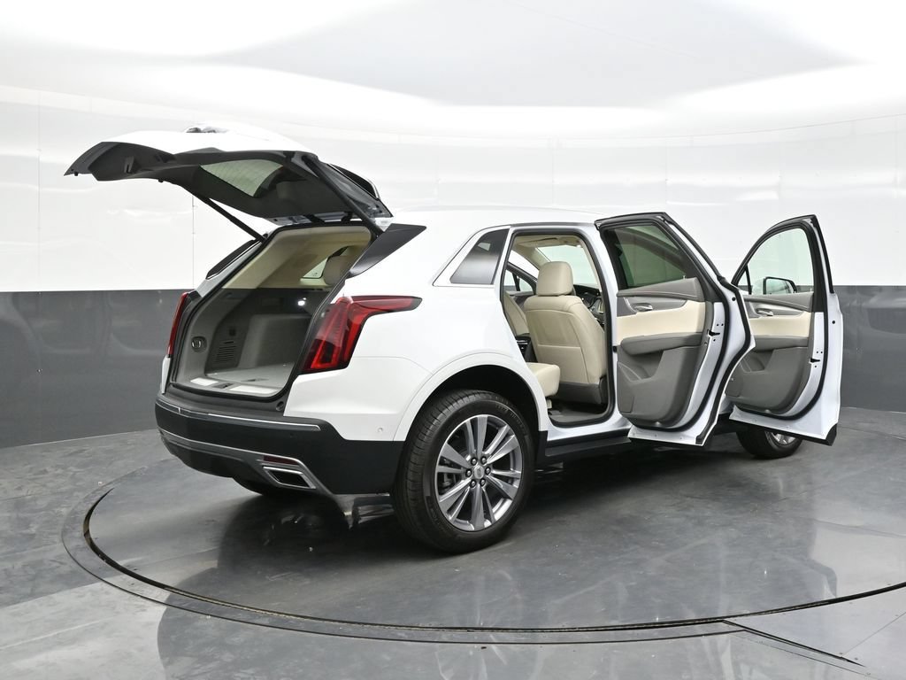 New 2026 Crystal White Tricoat Cadillac Premium Luxury image 40