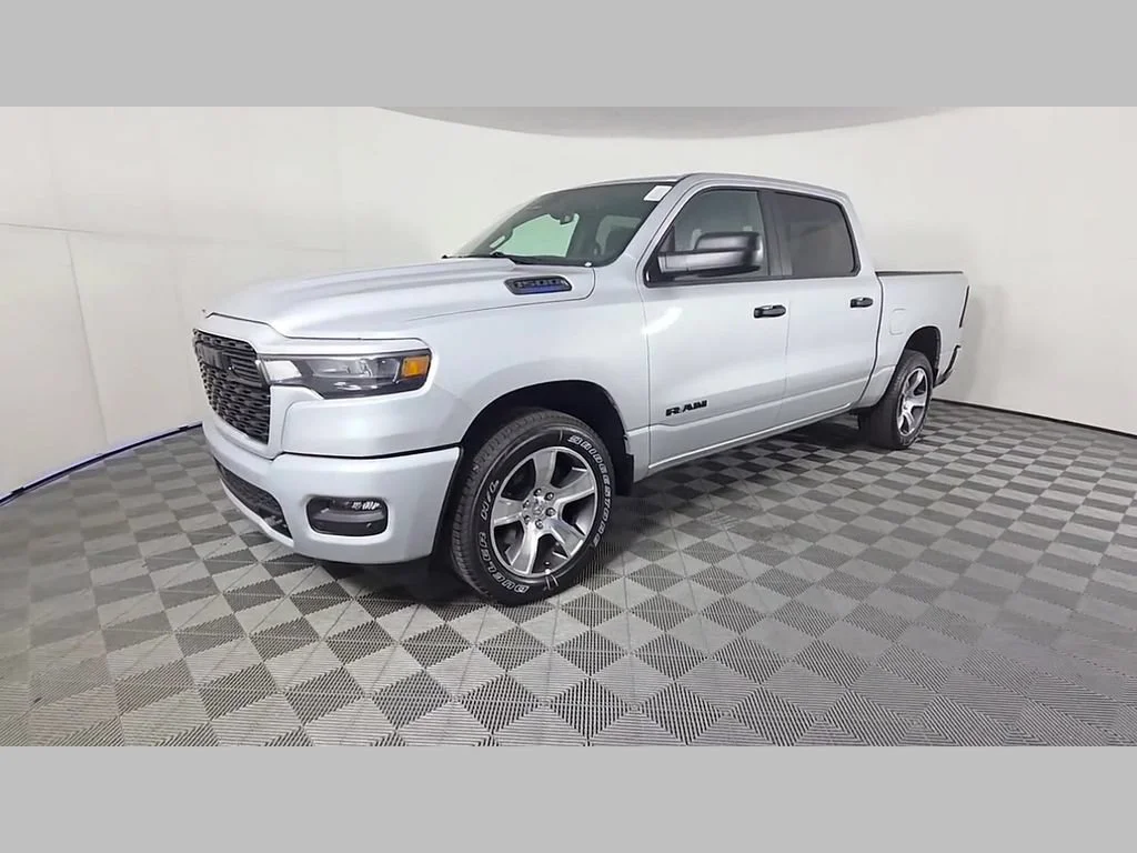 New 2026 Silver Zynith Exterior Paint RAM Express image 39