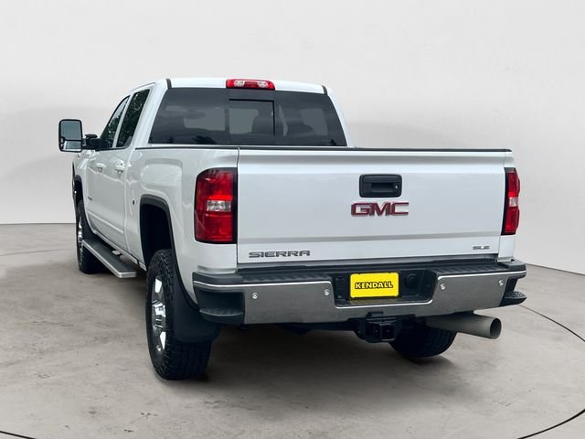 Used 2018 White Frost GMC SLE image 7