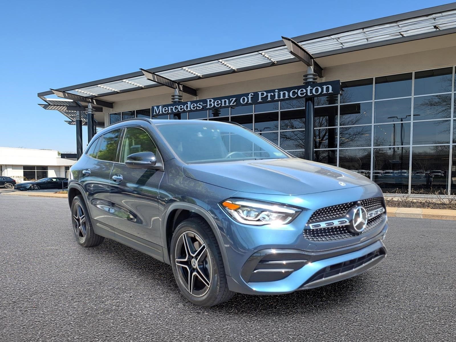 2023 Mercedes-Benz GLA GLA 250 4MATIC's photo