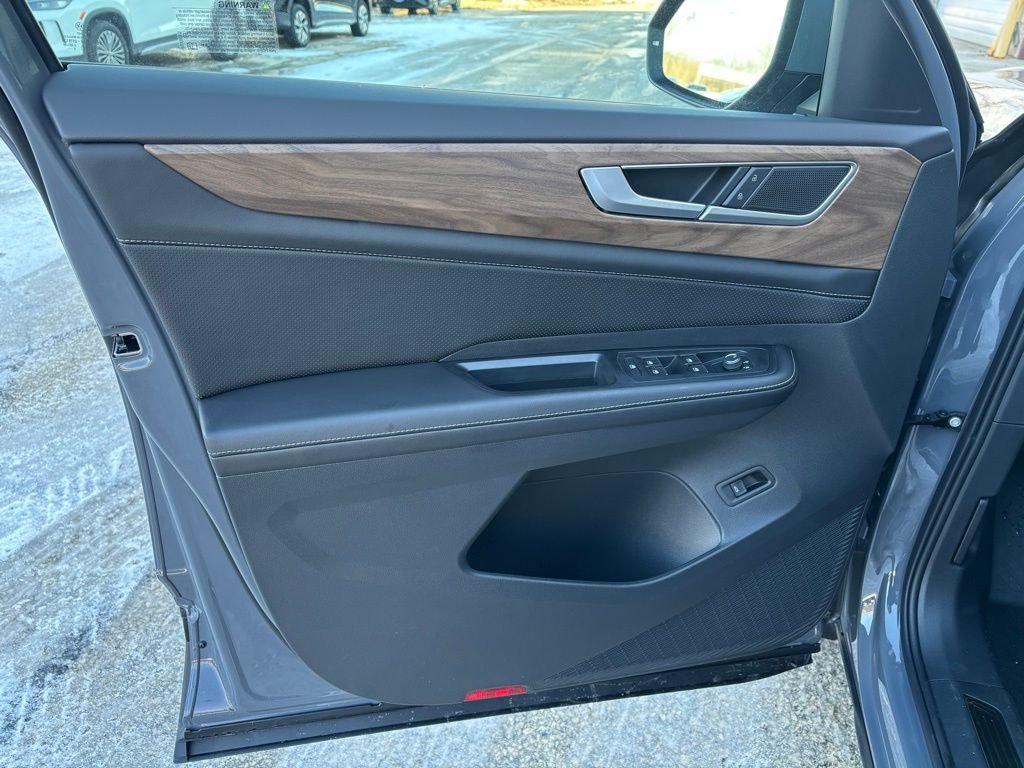 2026 Volkswagen Atlas SE w/Tech - Photo 10