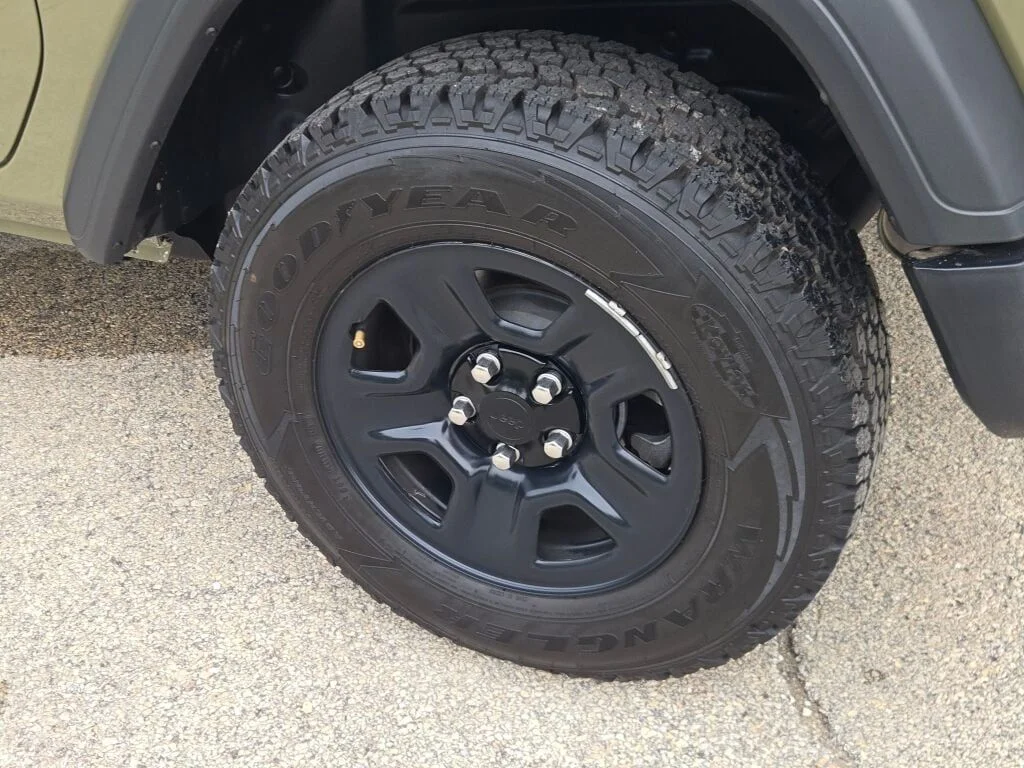 Used 2025 Green Jeep Sport image 13