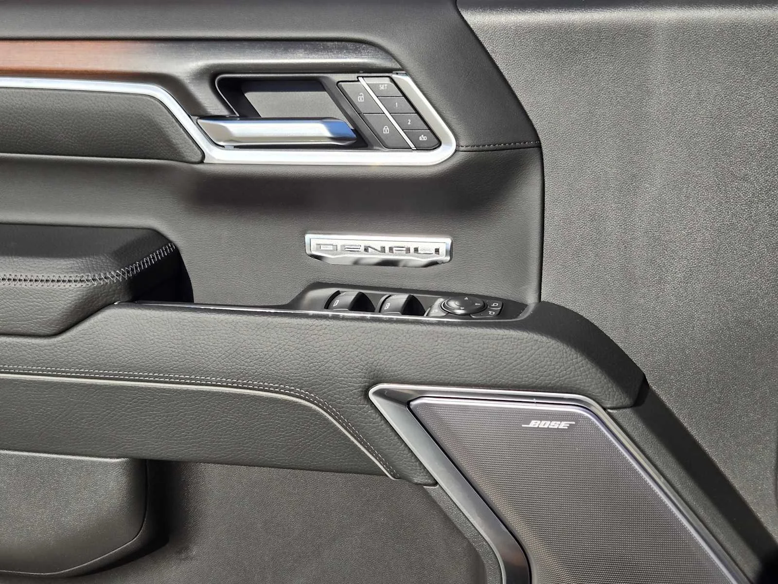2026 GMC Sierra 1500 Denali - Photo 15
