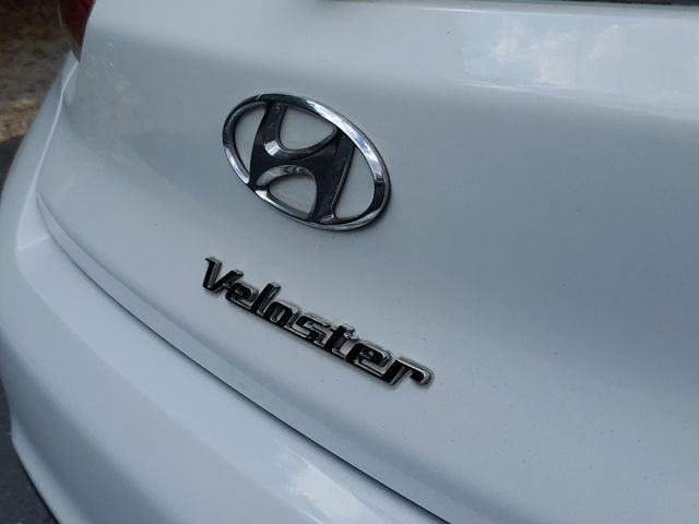 Used 2020 White Hyundai 2.0 Premium image 8
