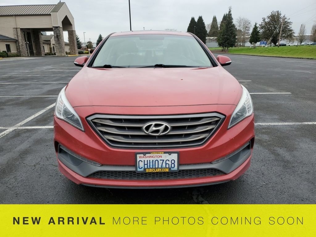 Used 2017 Hyundai Sonata Limited with VIN 5NPE34AF1HH501212 for sale in Longview, WA