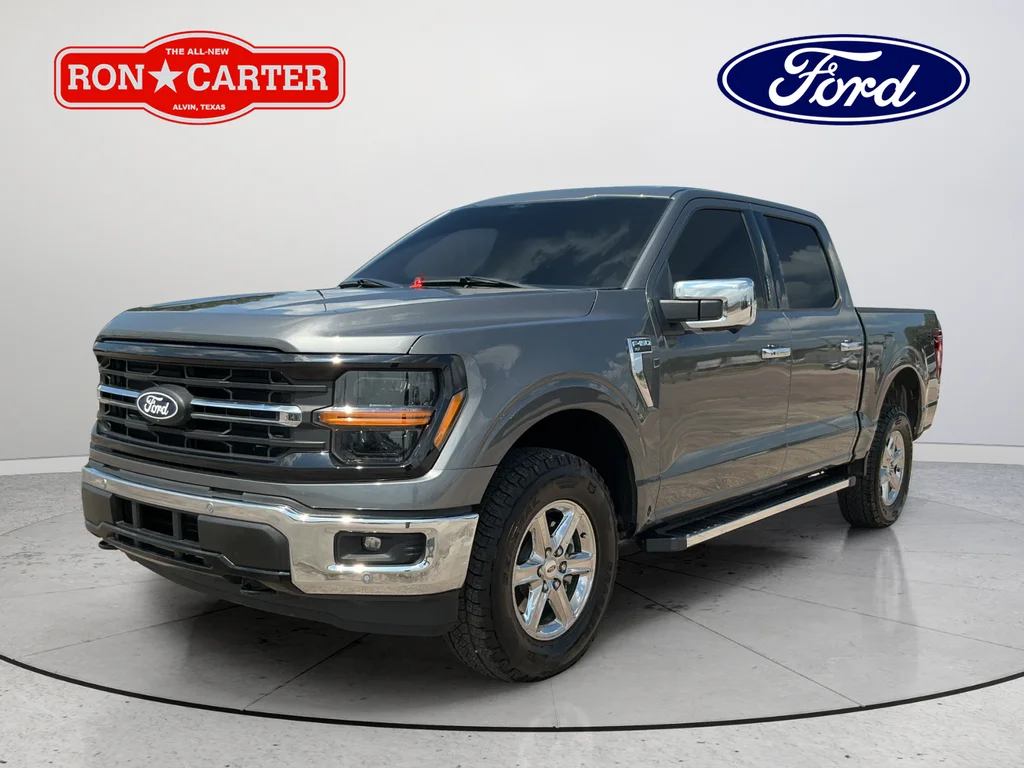 Used 2024 Gray Ford XLT image 3