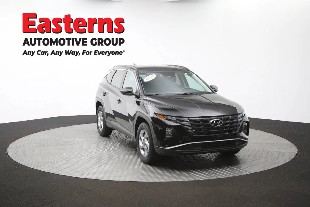 Used 2023 Black Hyundai SEL image 52