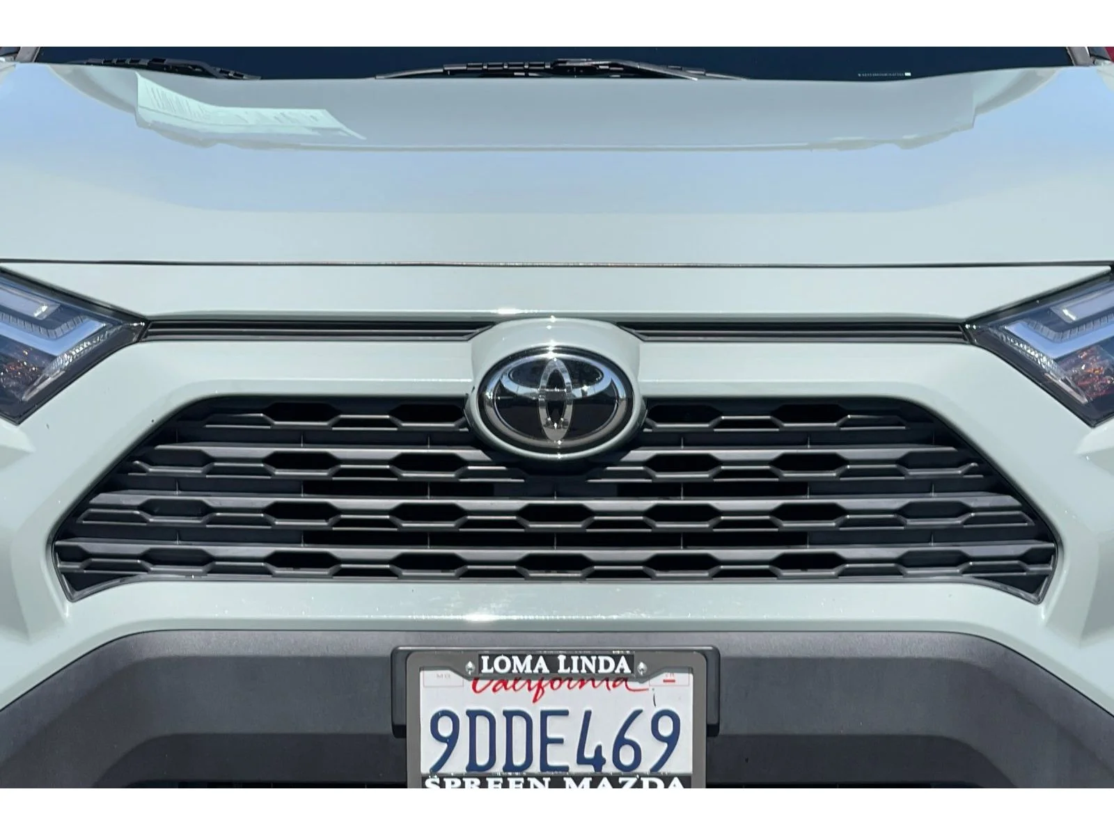Used 2022 Lunar Rock Toyota XLE Premium image 45