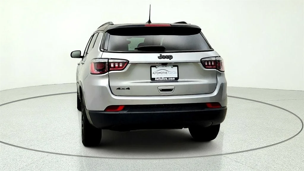 Used 2023 Billet Silver Metallic Clearcoat Jeep Altitude 4x4 Special Edition w/ Sun & Sound Group image 6