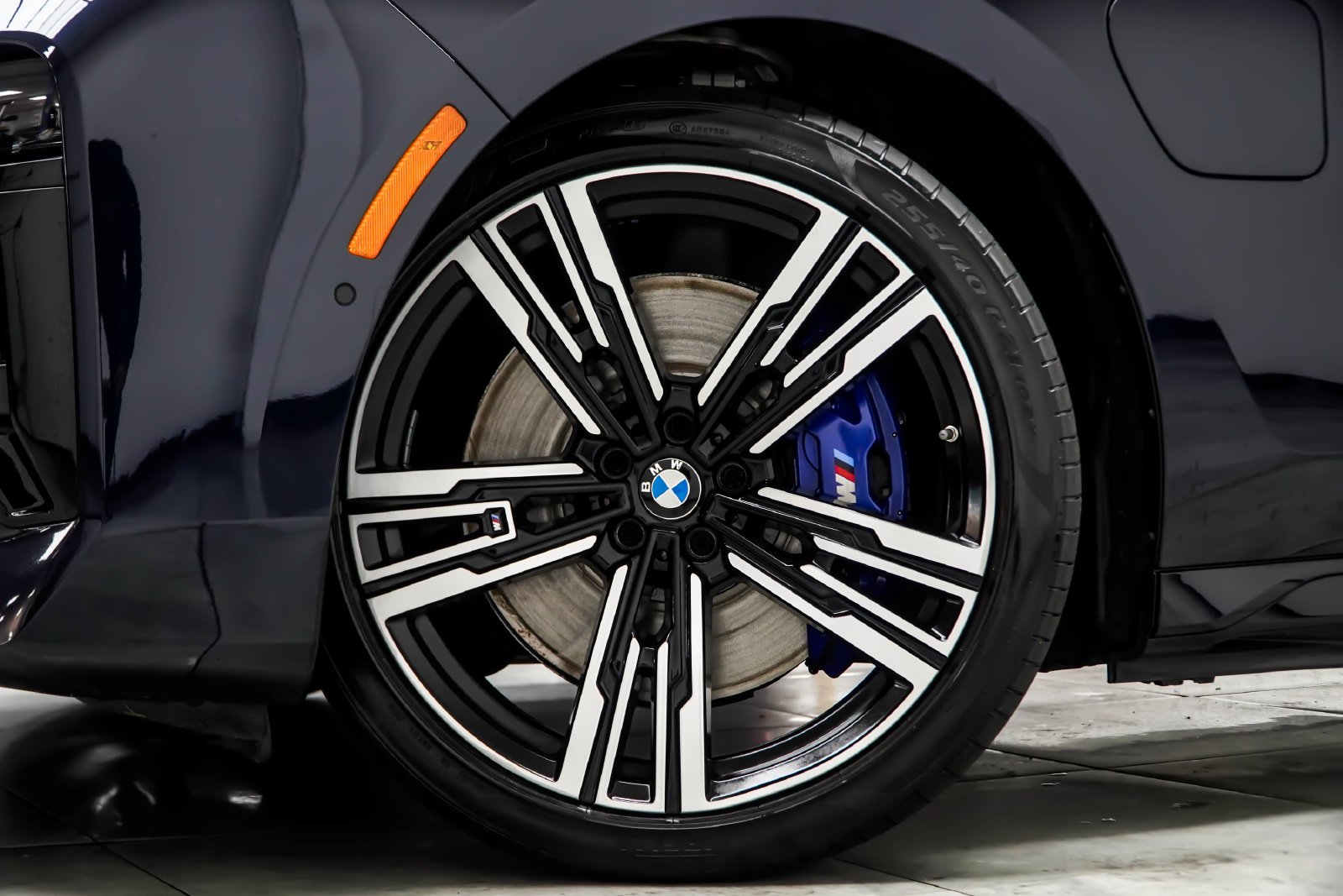 Used 2024 Black BMW 750e xDrive image 7