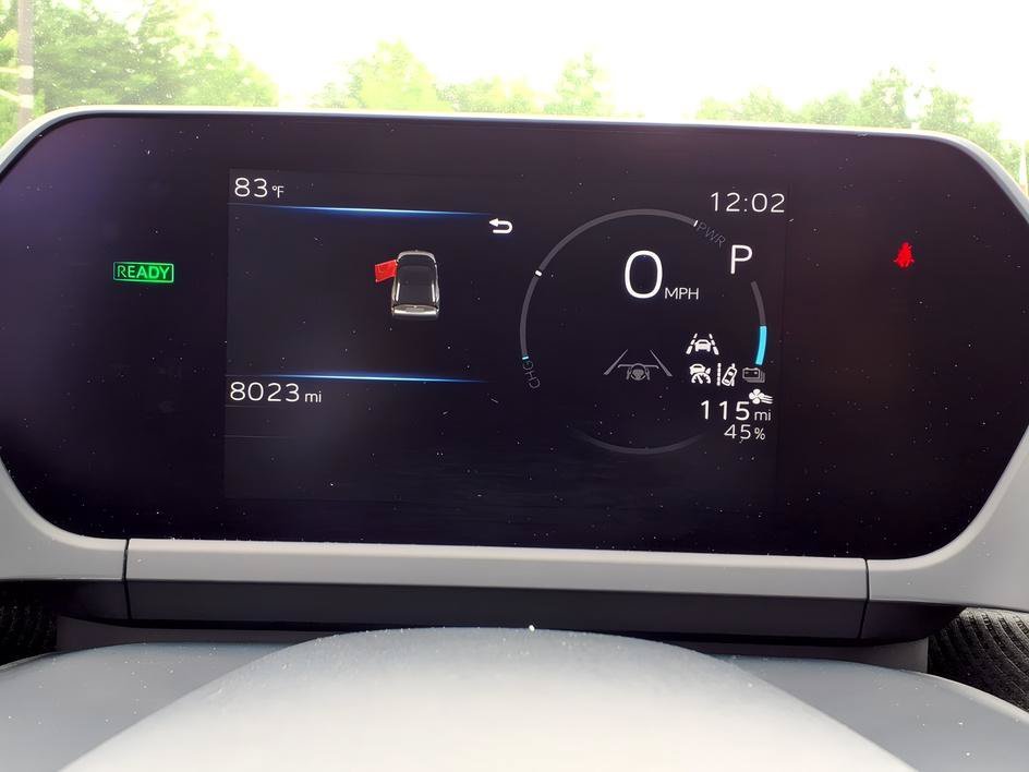 Certified Used 2023 Pearl Toyota Limited image 26