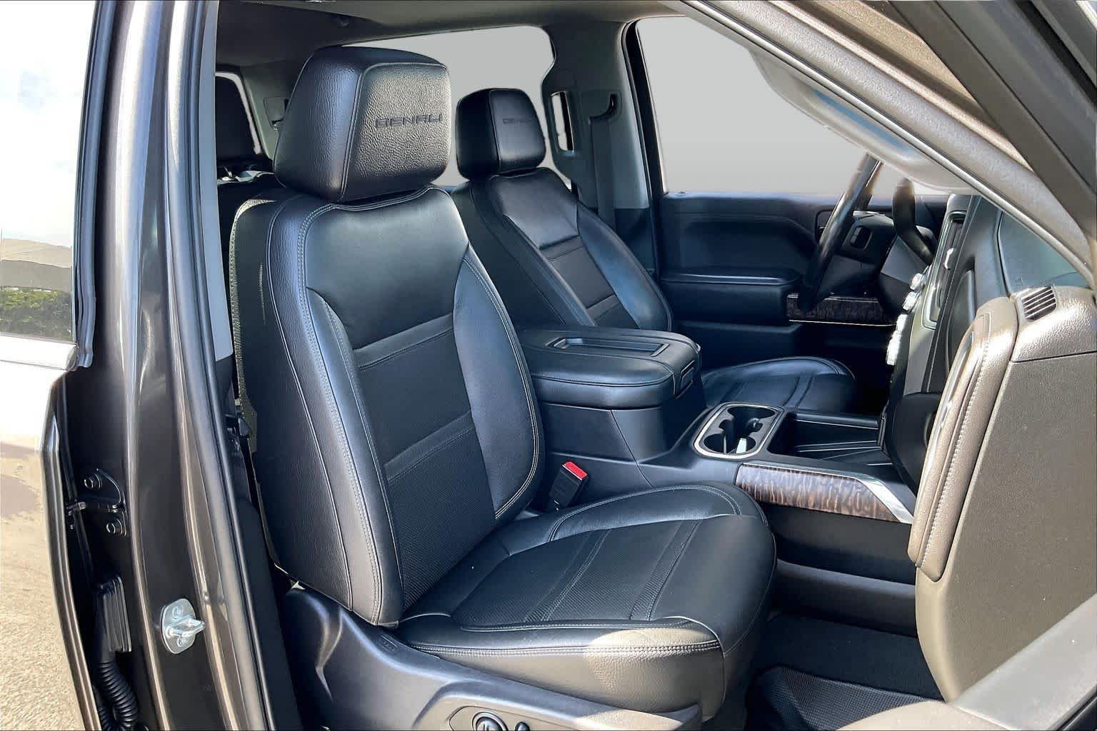 Certified Used 2019 Smokey Quartz Metallic GMC Denali image 9